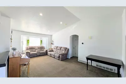 112 W 770 N, Santaquin, UT 84655 - Photo 3