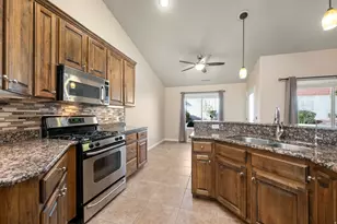 1730 W Stonebridge Dr, Saint George, UT 84770 - Photo 11