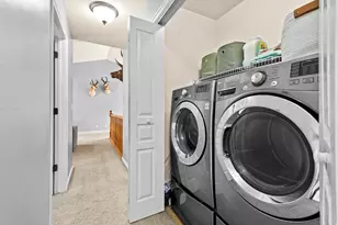 2146 E Shadow Dr S, Eagle Mountain, UT 84005 - Photo 15