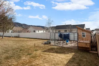 2146 E Shadow Dr S, Eagle Mountain, UT 84005 - Photo 25