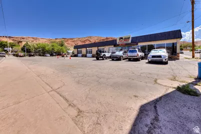 312 N Main St, Moab, UT 84532 - Photo 17