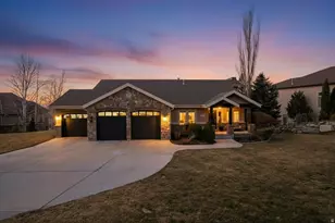 10346 S Grayrock Ct, Sandy, UT 84092 - Photo 1