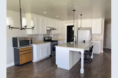 894 S 2100 W, Orem, UT 84059 - Photo 3