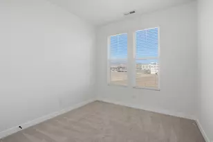 5028 W Daybreak Pkwy, South Jordan, UT 84009 - Photo 17