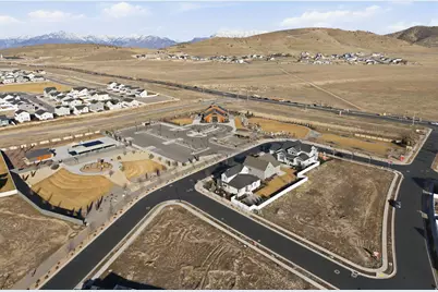 1259 E Kelsey Dr, Eagle Mountain, UT 84005 - Photo 41