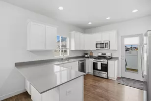 1259 E Kelsey Dr, Eagle Mountain, UT 84005 - Photo 11