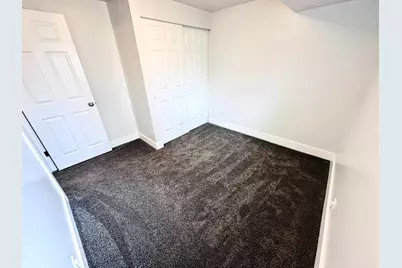 10240 S Locksley Rd E, Sandy, UT 84092 - Photo 19