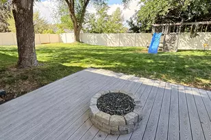 10240 S Locksley Rd E, Sandy, UT 84092 - Photo 25