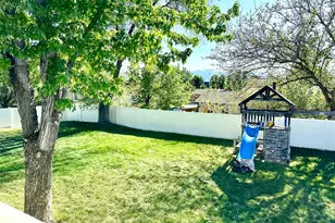 10240 S Locksley Rd E, Sandy, UT 84092 - Photo 25