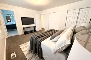 10240 S Locksley Rd E, Sandy, UT 84092 - Photo 9