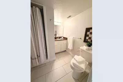 10240 S Locksley Rd E, Sandy, UT 84092 - Photo 17