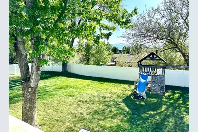 10240 S Locksley Rd E, Sandy, UT 84092 - Photo 27