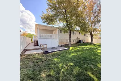 10240 S Locksley Rd E, Sandy, UT 84092 - Photo 23