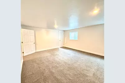 10240 S Locksley Rd E, Sandy, UT 84092 - Photo 19
