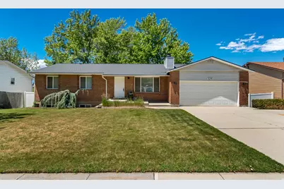 10240 S Locksley Rd E, Sandy, UT 84092 - Photo 31