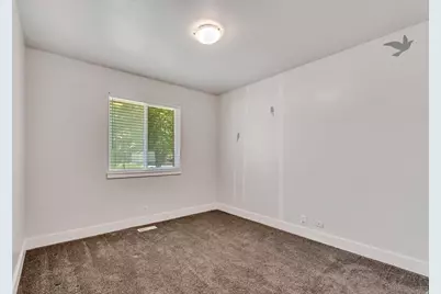 10240 S Locksley Rd E, Sandy, UT 84092 - Photo 11