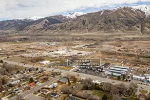 215 N 800 E, Hyrum, UT 84319 - Photo 59