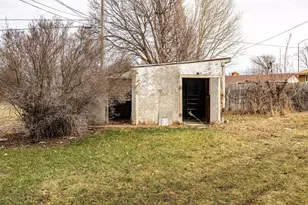 215 N 800 E, Hyrum, UT 84319 - Photo 35