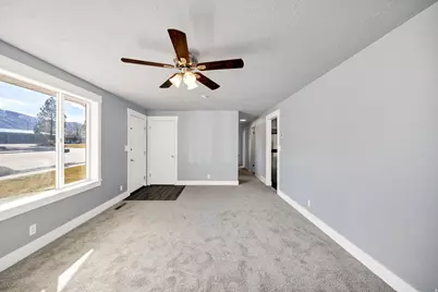 215 N 800 E, Hyrum, UT 84319 - Photo 3