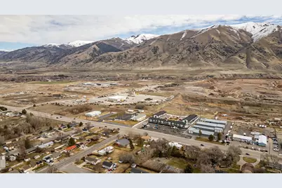 215 N 800 E, Hyrum, UT 84319 - Photo 61