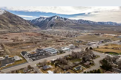 215 N 800 E, Hyrum, UT 84319 - Photo 57