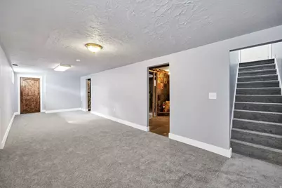 215 N 800 E, Hyrum, UT 84319 - Photo 15