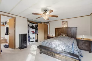 1551 W Indian Summer Dr, Salt Lake City, UT 84116 - Photo 19