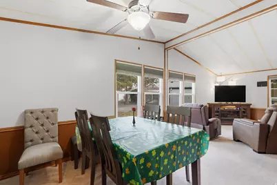 1551 W Indian Summer Dr, Salt Lake City, UT 84116 - Photo 5