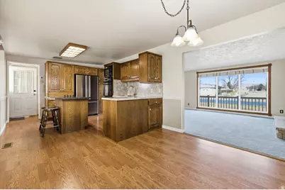 6290 S 440 E, Murray, UT 84107 - Photo 5