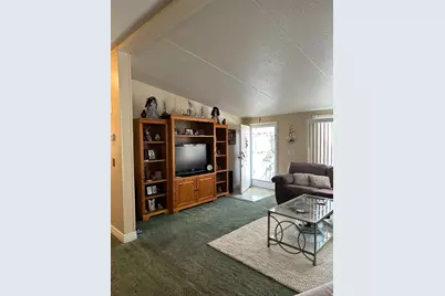 3086 Justice St W, West Valley, UT 84119 - Photo 7