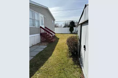 3086 Justice St W, West Valley, UT 84119 - Photo 27