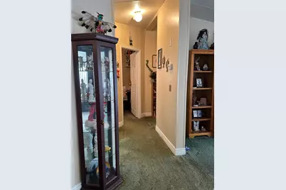 3086 Justice St W, West Valley, UT 84119 - Photo 9