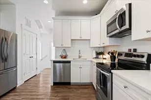 6216 W Birch Run Rd, South Jordan, UT 84009 - Photo 9