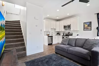 6216 W Birch Run Rd, South Jordan, UT 84009 - Photo 9