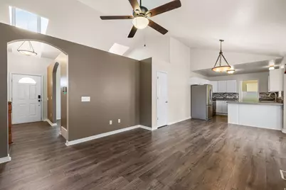 305 W 2300 S, Perry, UT 84302 - Photo 3