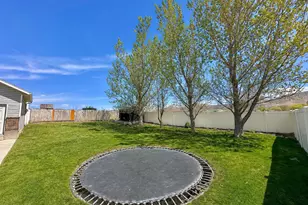 4610 N Kestrel Way, Eagle Mountain, UT 84005 - Photo 19
