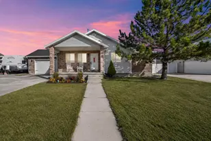 4610 N Kestrel Way, Eagle Mountain, UT 84005 - Photo 21