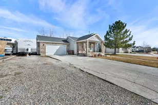 4610 N Kestrel Way, Eagle Mountain, UT 84005 - Photo 21