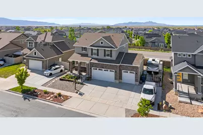 33 E Delgada Ln, Stansbury Park, UT 84074 - Photo 29