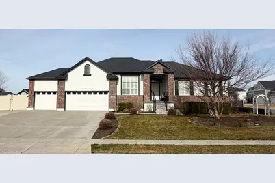 1830 W Heywood Dr, Kaysville, UT 84037 - Photo 1