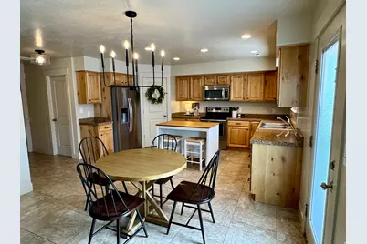 2044 E 800 S, Spanish Fork, UT 84660 - Photo 5