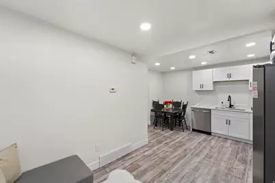1091 E Mecham Ln, Midvale, UT 84047 - Photo 25