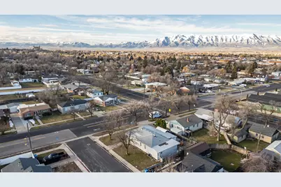 1007 Bonneville Ave, Logan, UT 84341 - Photo 33