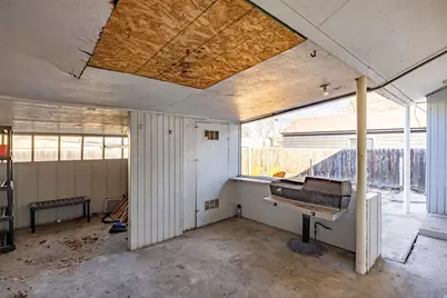 1007 Bonneville Ave, Logan, UT 84341 - Photo 27