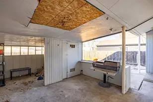 1007 Bonneville Ave, Logan, UT 84341 - Photo 27