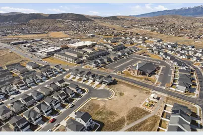 4180 E Center Point St, Eagle Mountain, UT 84005 - Photo 41