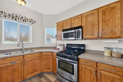 1728 Dallas St S, Syracuse, UT 84075 - Photo 7