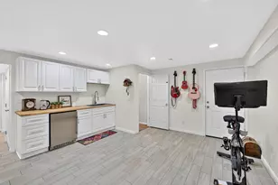 1728 Dallas St S, Syracuse, UT 84075 - Photo 17