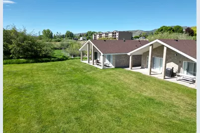 20 S Lakeside Dr, Garden City, UT 84028 - Photo 23
