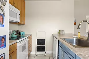 20 S Lakeside Dr, Garden City, UT 84028 - Photo 7